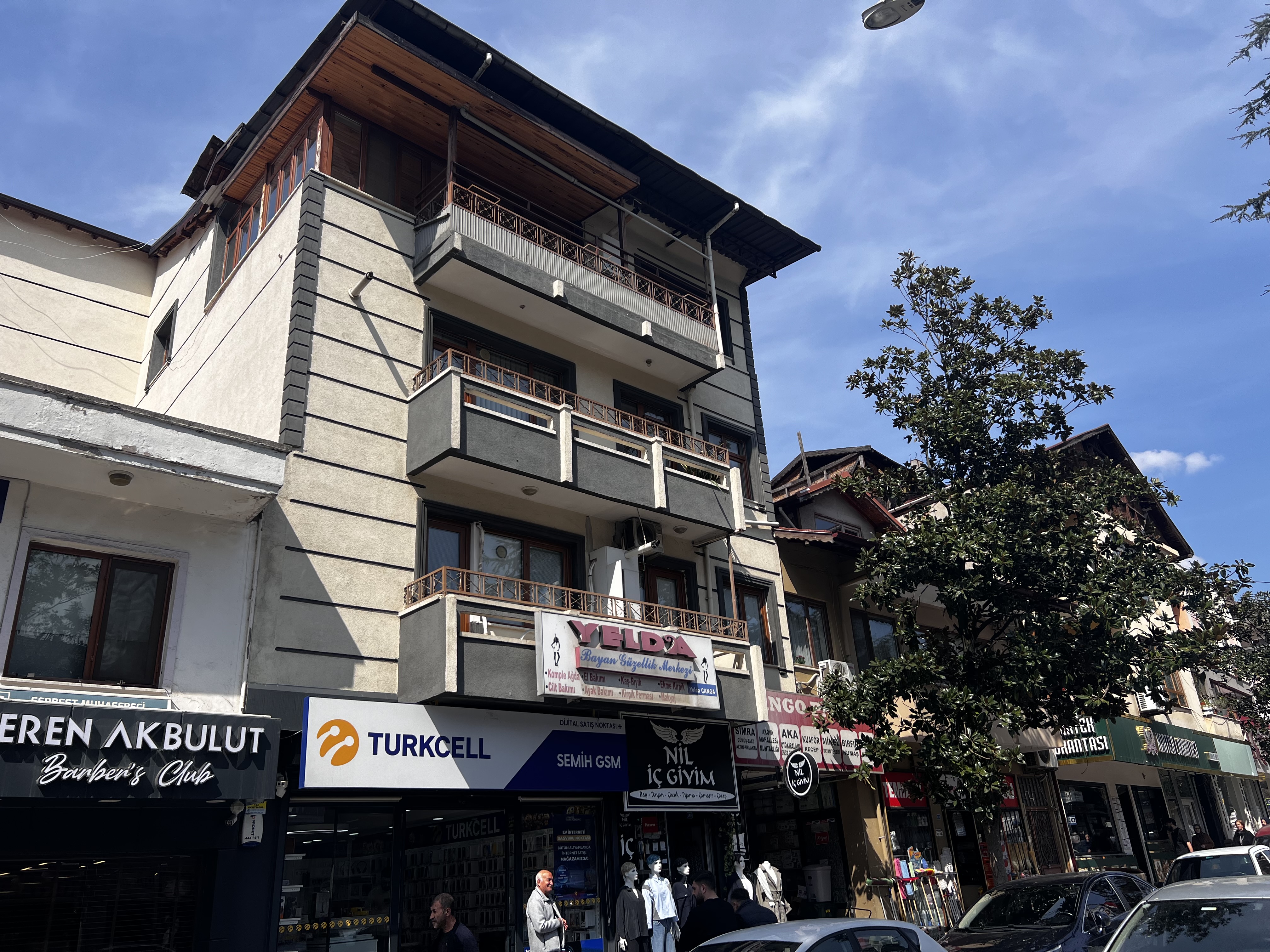 ALPER ATALA GAYRİMENKUL ÇARŞI MERKEZİNDE 2+1 KİRALIK DAİRE